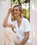 V-neck URBAN WHITE T-shirt