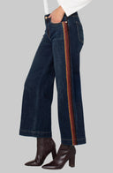 Stride Wide-Leg Trousers with Velvet Trim – Elegant Women’s Tailored Pants