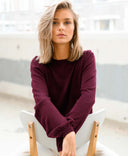 Elegant Bordeaux Jumper – Women’s Knit